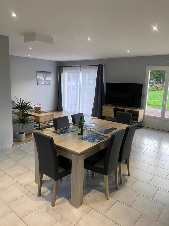 Two-Bedroom House in Vatteville-la-Rue, Région de Rouen