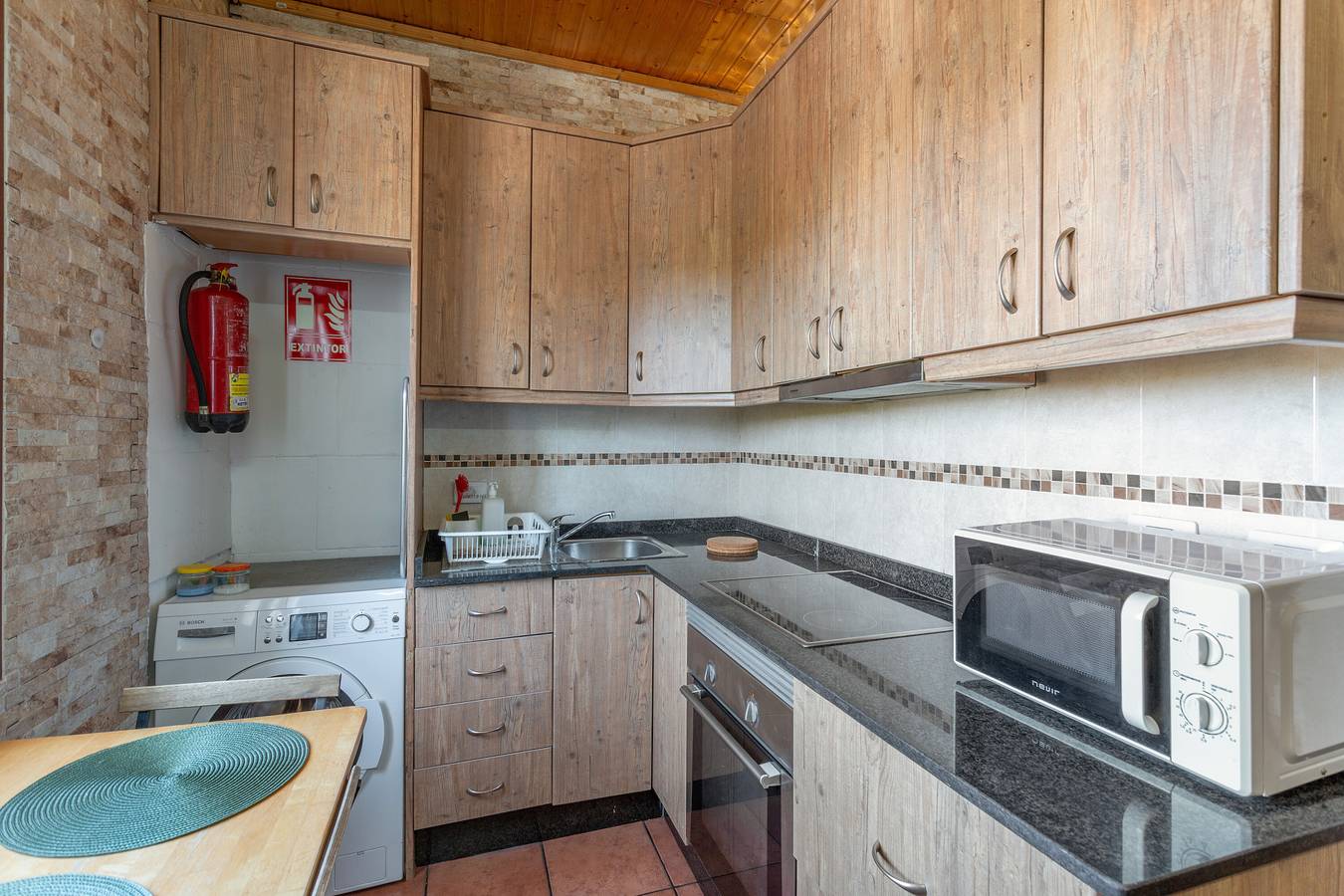 Ferienhaus 'Rosi Cave House' mit Bergblick, Wlan und Klimaanlage in Artenara, Gran Canaria Nord