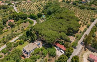 Vacation Rental for 10 Guests in Alia, Palermo Province, Picture 3