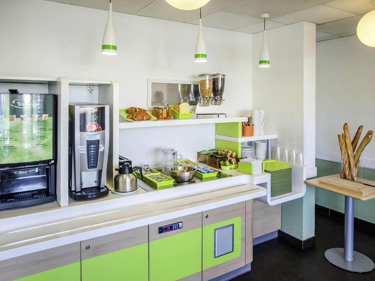 Ibis budget Aeroport le Bourget Garonor in Le Blanc-Mesnil, Seine-Saint-Denis