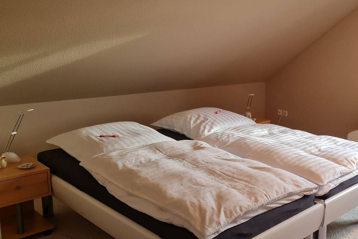 Hel ferielejlighed, Ferienwohnung Sonnenhaus - holiday flat-2-rooms in Lund (Husum), Husum (Slesvig)