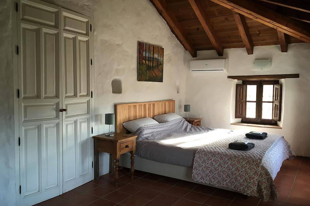 Hermosa granja restaurada con piscina privada en Málaga, Andalucía in Casabermeja, Provincia de Málaga