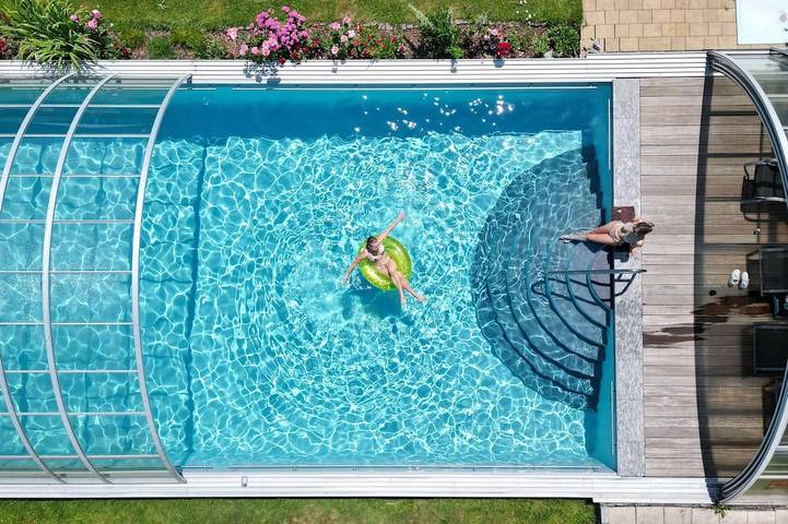 Ferienwohnung für 5 Personen, mit Balkon und Terrasse sowie Garten und Pool in Oberndorf in Tirol