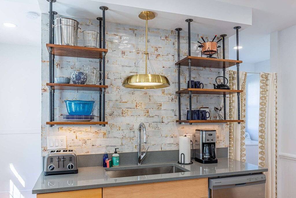 Friendship House: 5 Minuten zu Fuß ins Zentrum von Salem: Restaurants, Pubs & Museen, Gourmetküche, Parkplatz in Salem (MA), Essex County (MA)