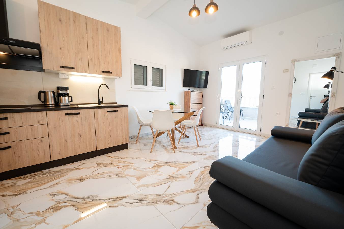 Villa für 8 Personen mit Meerblick in Kastel Stafilic, Kaštela
