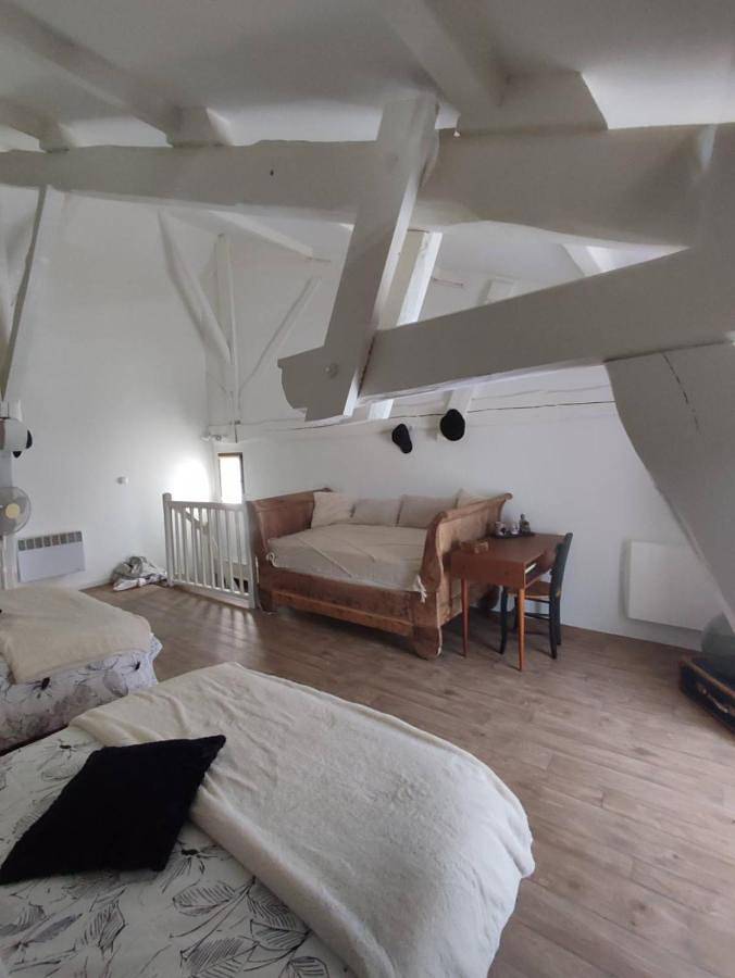 Location de vacances pour 9 personnes, avec terrasse, animaux acceptés à Septfonds - 2