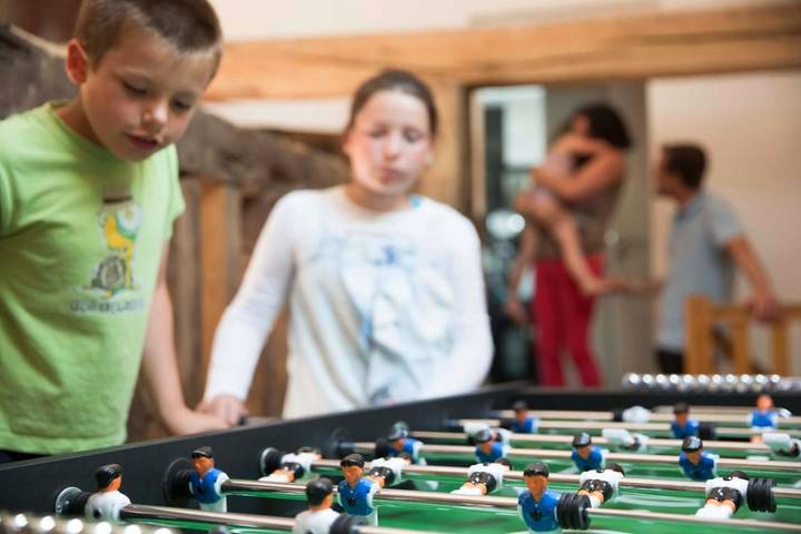 Location de vacances pour 18 personnes, avec piscine ainsi que bassin pour enfant et jardin, animaux acceptés à La Souterraine - 3
