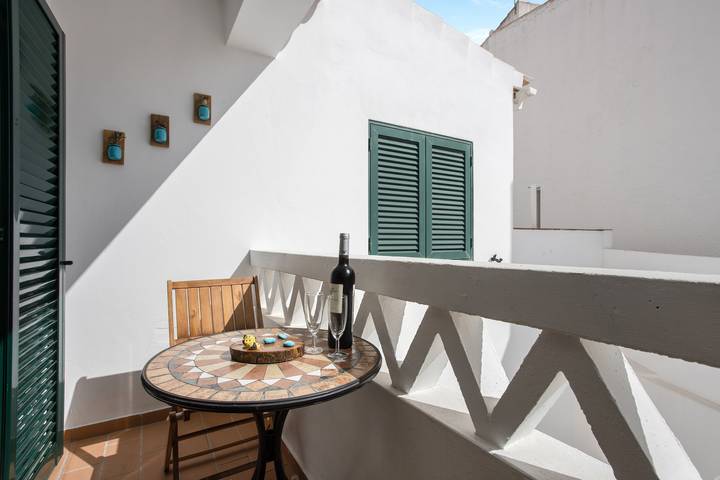 Entire apartment, Comfortable Holiday Apartment "Refúgio na Praia Da Luz" Close to the Beach in Praia da Luz, Luz
