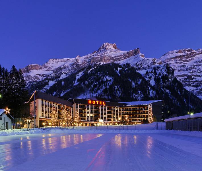 The Glacier Hotel - Einzelzimmer im eleganten "Alpenstil" in Les Diablerets, Ormont-Dessus (Les Diablerets)