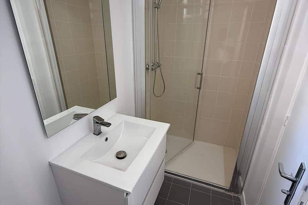 Apartamento entero, Studio 15Mnt From Cdg in Mitry-Mory, Sena y Marne