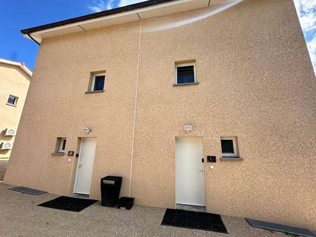 Gîte pour 10 personnes, avec Terrasse à Satolas-et-Bonce - 3