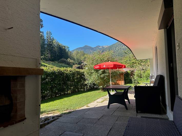 Ferienwohnung für 6 Personen, mit Terrasse und Garten im Chiemgau