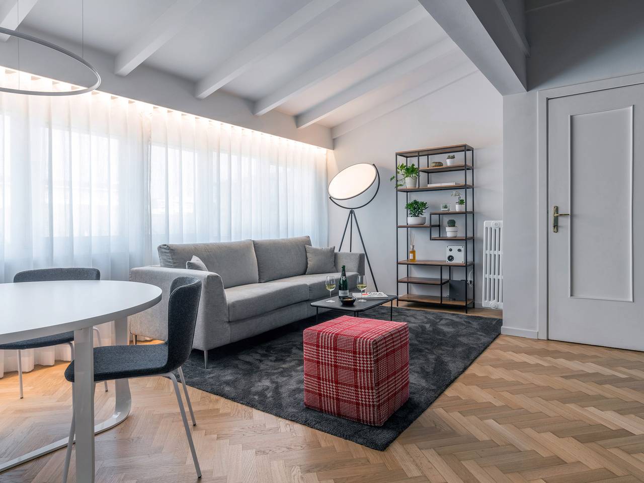Appartement entier, Chiaroscuro By Case al Lago in Brescia, Montagnes autour du lac de Garde