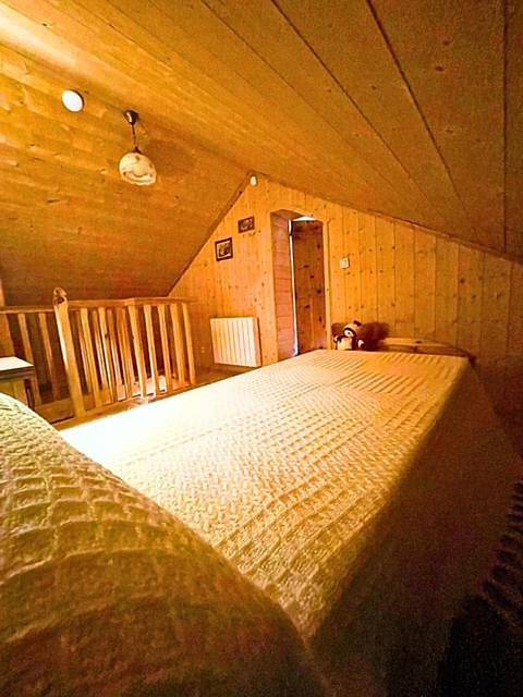 Three-Bedroom Chalet in Abriès, Queyras