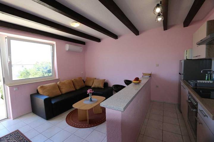 Ferienwohnung für 4 Personen, mit Balkon in Silo (Krk) - 2
