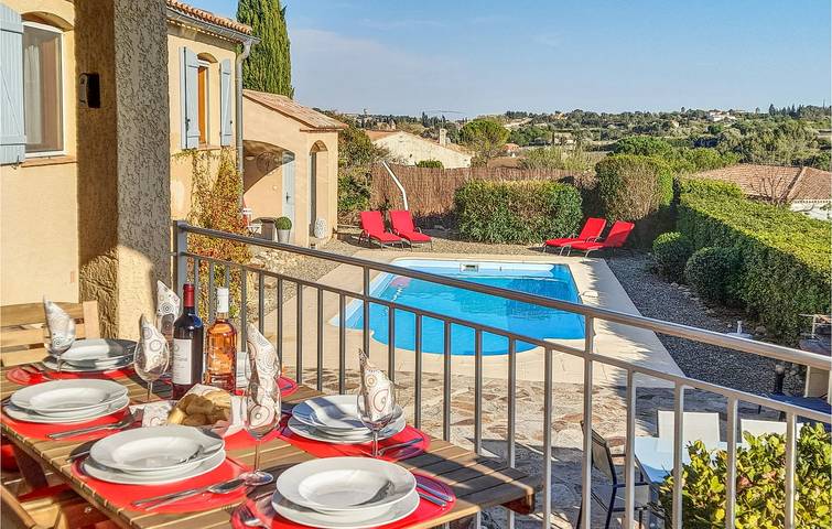 2BR confortable avec piscine et parking, près du centre de Cruzy in Cruzy, Côte méditerranéenne (France)