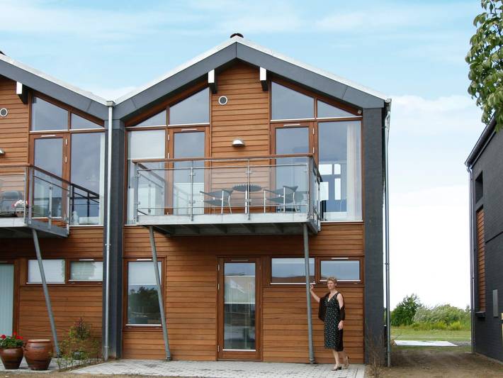 Ferienhaus für 6 Personen, mit Balkon und Terrasse sowie Garten und Seeblick in Bogense