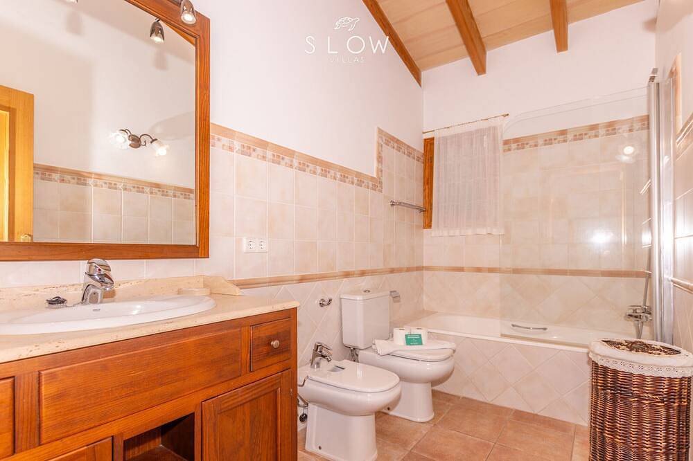 Spektakuläre Villa Santa Maria mit eigenem Pool, großem Garten und Grill in Santa Maria del Cami, Mallorca Inselmitte