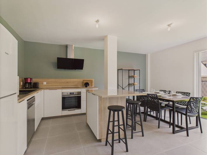 Location de vacances pour 4 personnes, avec jardin à Le Tour-du-Parc - 4