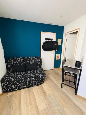 Gîte pour 2 personnes, avec vue, animaux acceptés à Thiers