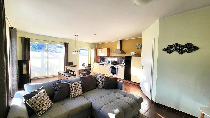 Ferienhaus für 6 Personen, mit Garten und Terrasse in Breege - 2