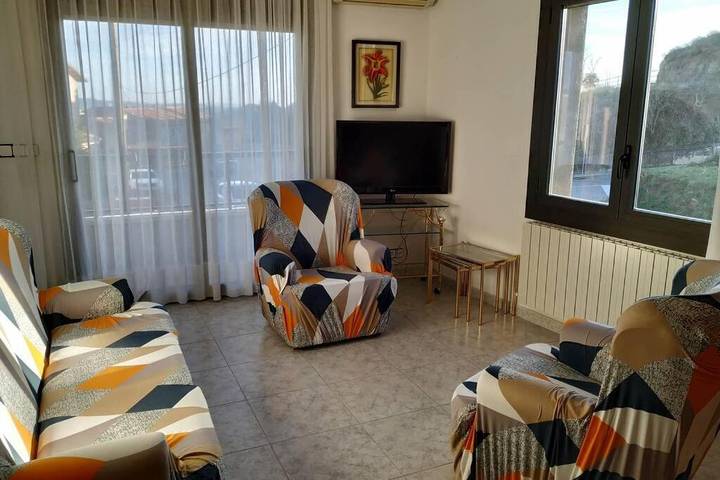 Apartamento de vacaciones para 8 personas, con vistas y balcón en Berguedà - 3