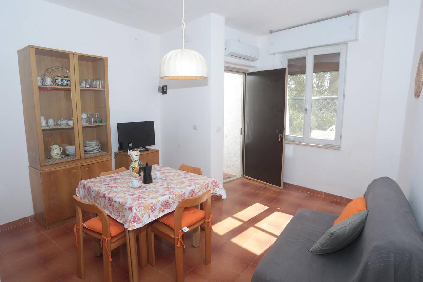 Ganze Wohnung, Residenz Cala di Seta Dreizimmer-Wohnung Mario für 5 Personen in Cussorgia, Calasetta