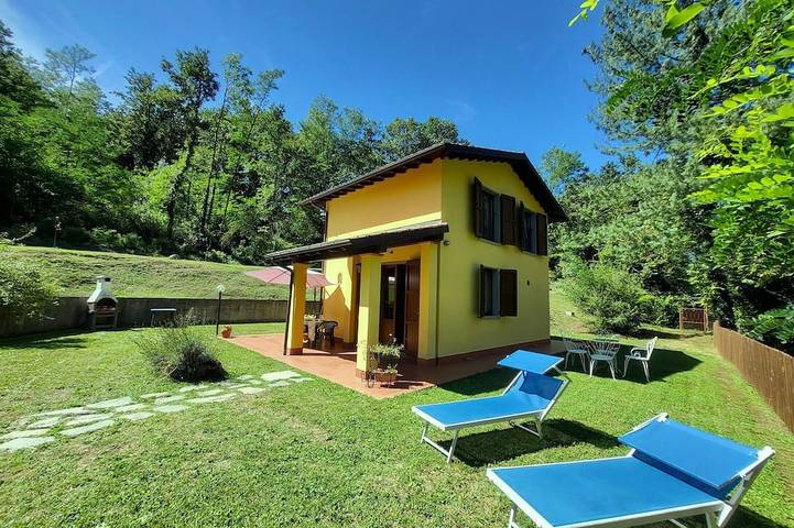 Ferienhaus für 4 Personen, mit Balkon und Garten in Piazza al Serchio