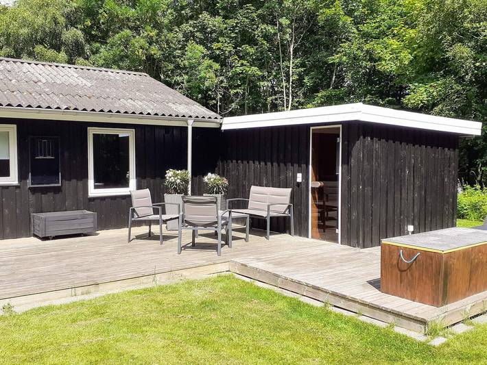 Ferienhaus für 6 Personen, mit Terrasse und Garten sowie Sauna in Astrup Vig - 4
