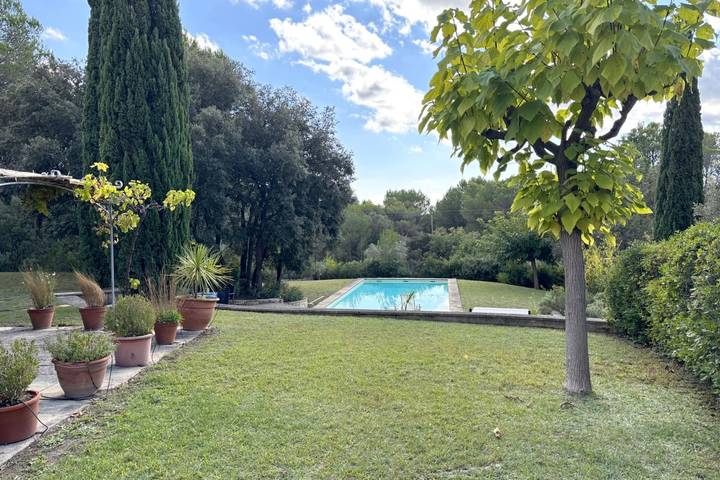 Villa für 10 Personen, mit Pool und Garten sowie Terrasse - 1