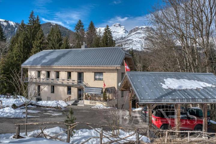 Appartement de vacances pour 10 personnes, avec jardin et jacuzzi