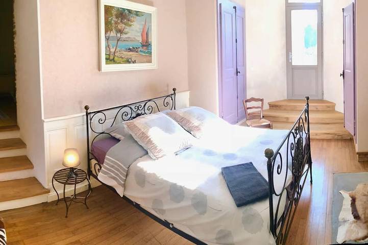 Location de vacances pour 15 personnes, avec jardin et terrasse à Brison-Saint-Innocent - 2