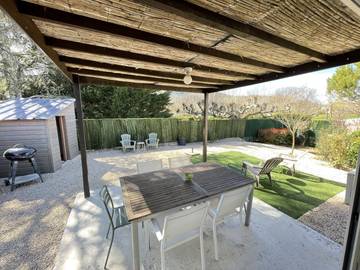 Gîte pour 5 personnes, avec terrasse et jardin à Vallon-Pont-d'Arc