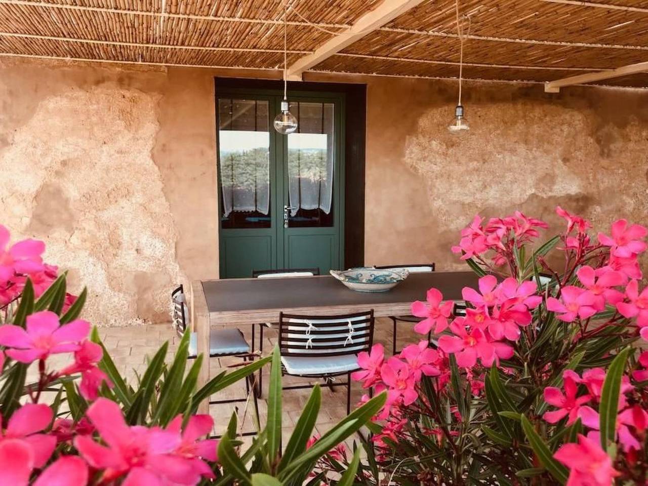 Entire apartment, Graffeo-Häuser Haus der Rosen in Menfi, Agrigento Province