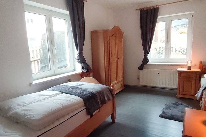 Ferienwohnung für 4 Personen in Geyer - 2