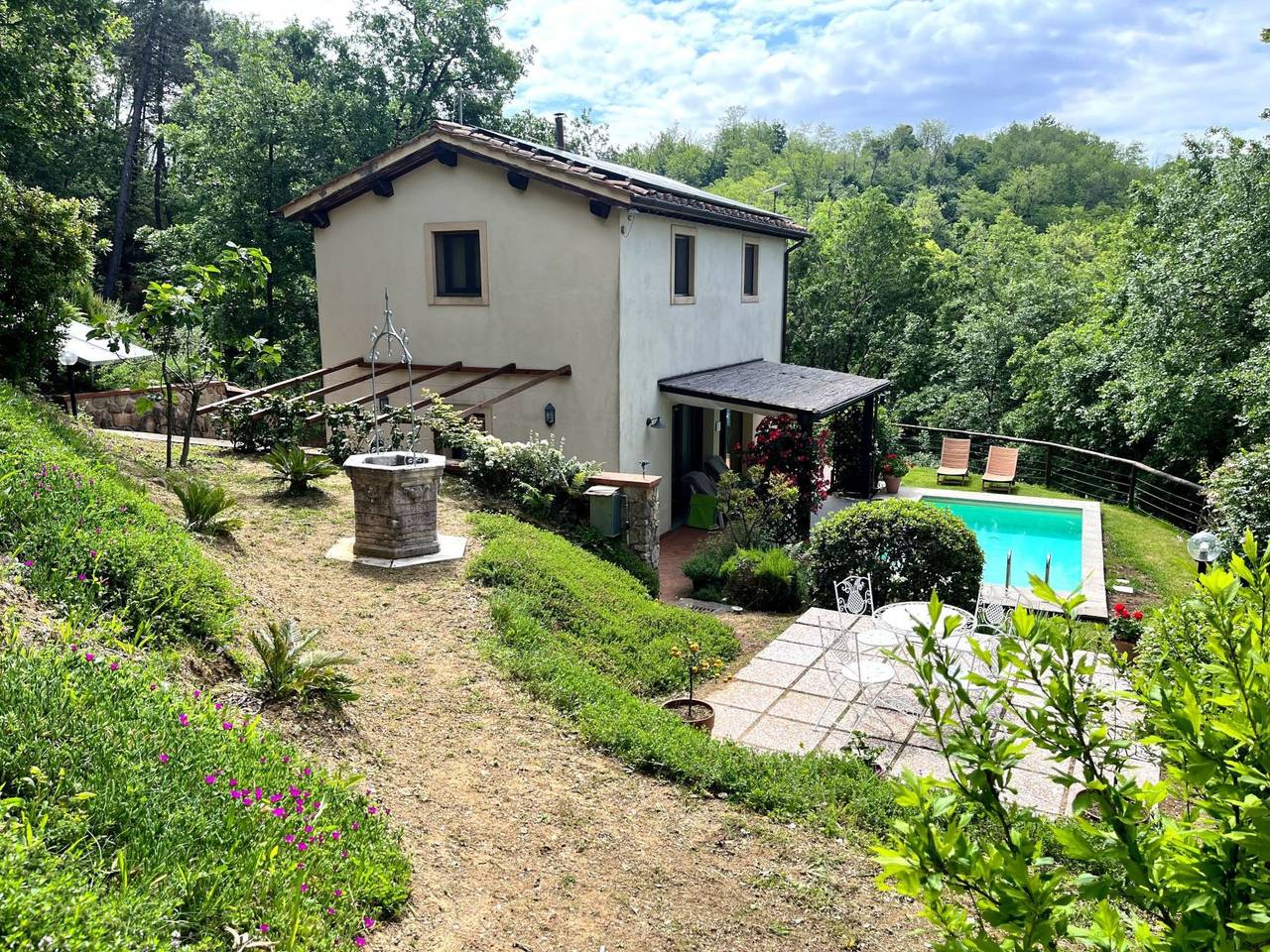 Villa im Grünen Civico 2 in Uzzano in Uzzano, Pistoia Provinz