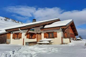 Maison de campagne pour 9 personnes, avec jardin et terrasse à Bellevaux