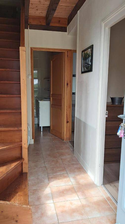 Location de vacances pour 6 personnes, avec terrasse et jardin à Préveranges - 3