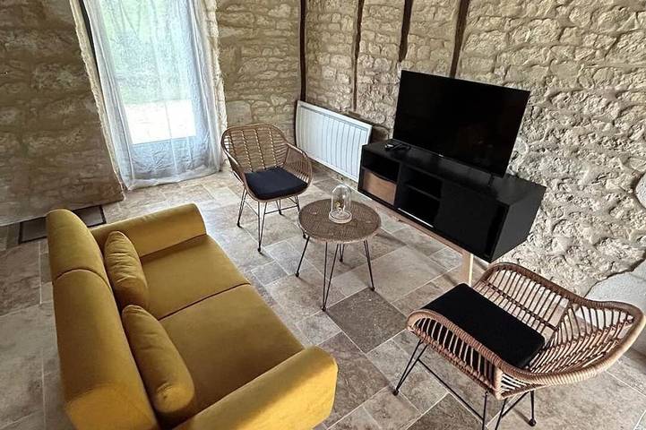 Gîte pour 4 personnes, avec sauna et jacuzzi à Saint-Sozy - 3