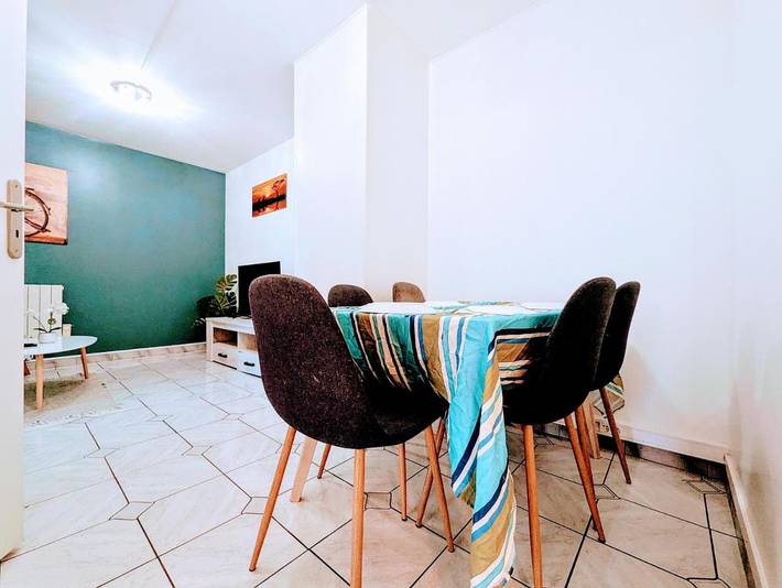 Gîte pour 8 personnes, avec vue et balcon à Évry - 4