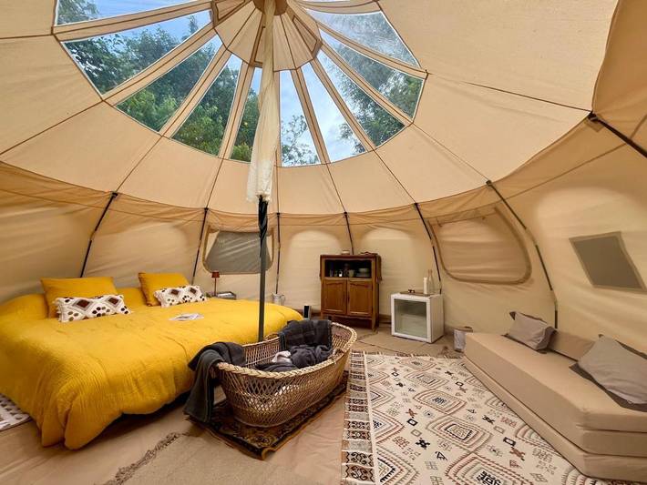 Camping pour 4 personnes, avec vue et jardin ainsi que terrasse et piscine dans Cotentin - 2