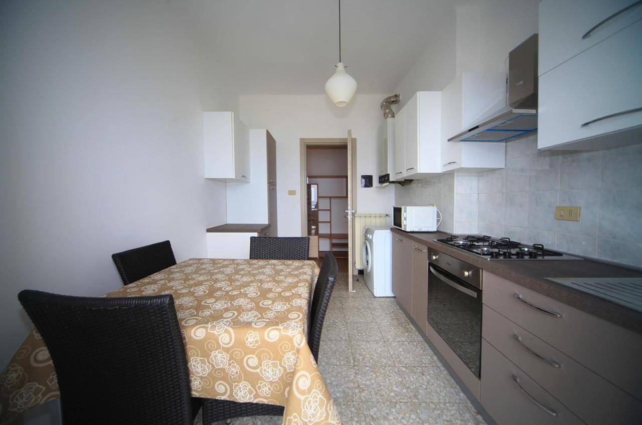 Apartamento entero, Aurelia 158 Int 8 Frontemare 2 in Andora, Riviera di Ponente