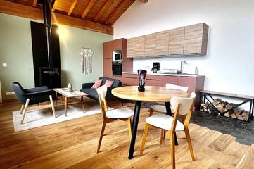 Gîte pour 3 personnes, avec terrasse et jardin dans Le Moutaret