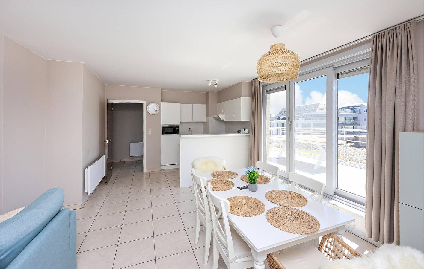 Apartamento vacacional entero, Apartamento de vacaciones para 6 personas con terraza in Ciudad de Ostende, Ostende