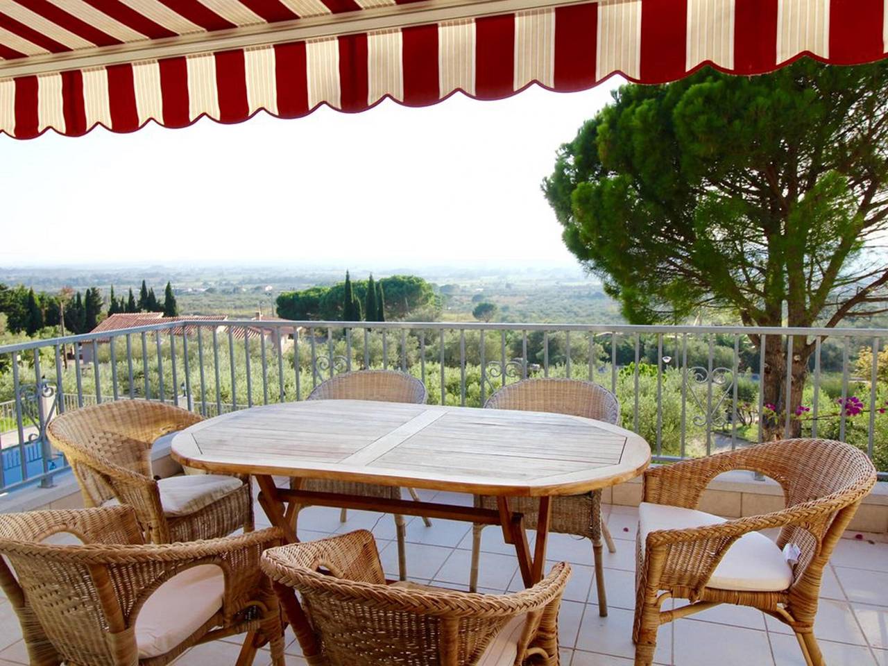 Casa amplia con piscina privada y aire acondicionado in Pau, Alt Empordà