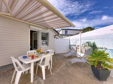 Gîte pour 4 personnes, avec terrasse dans Grande plage de Tharon