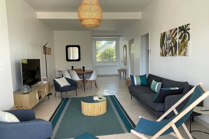 Gîte pour 6 personnes, avec balcon dans Port Santa-Lucia - 4