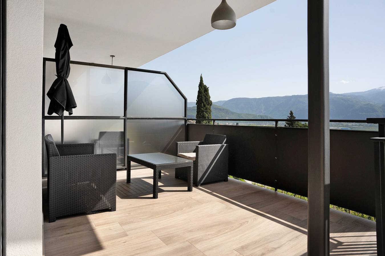 Ganze Wohnung, Ferienwohnung 'Bacchushof Merlot' mit Bergblick, Balkon und Pool in Tramin an der Weinstraße, Nonsberggruppe