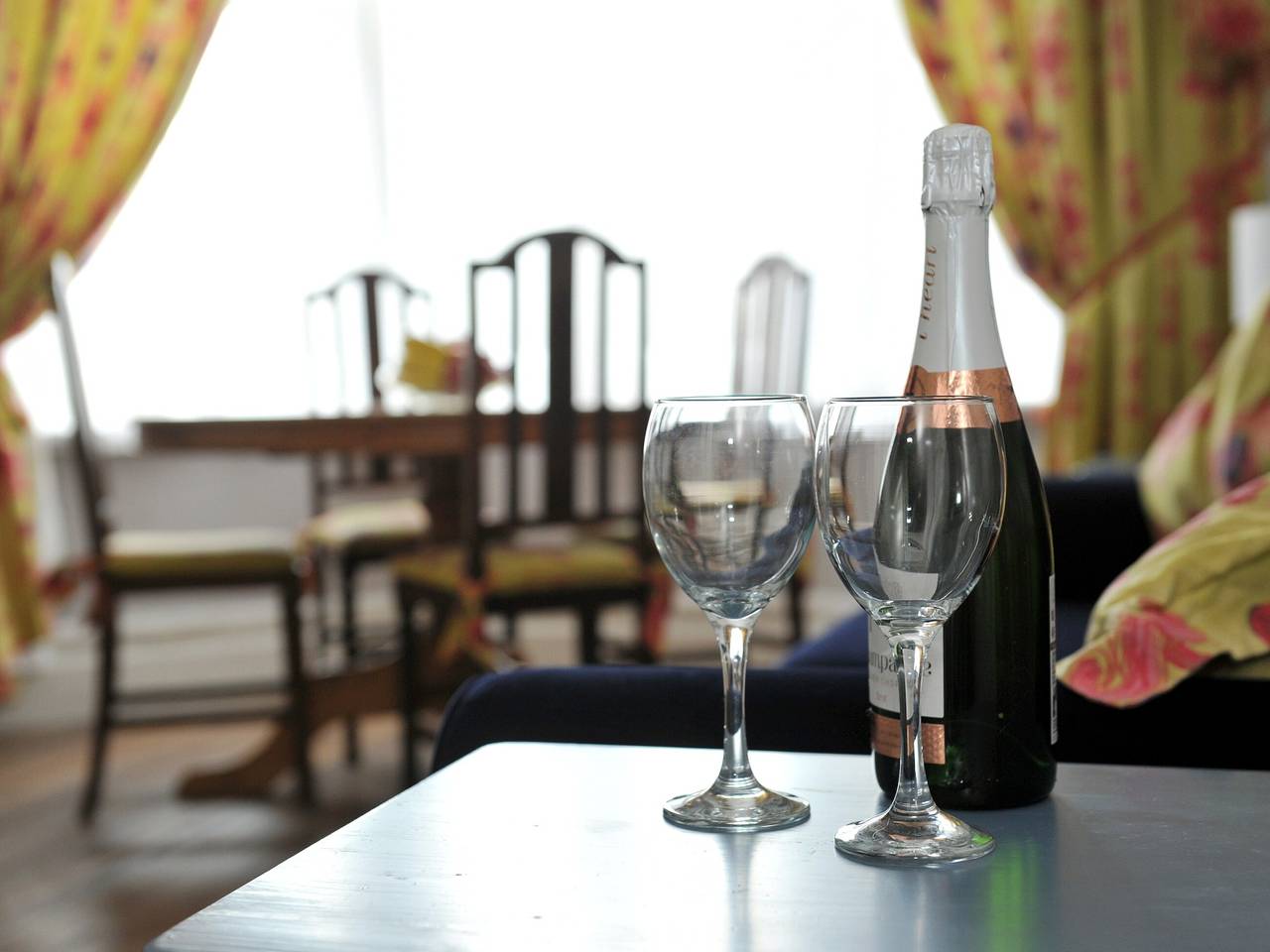 Hamilton Apartment in Cheltenham, Gloucestershire