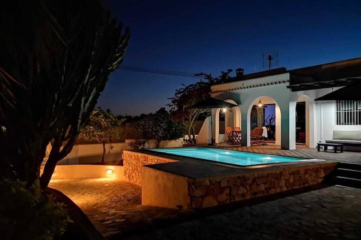Holiday rental for 4 people, with Terrace and Garden in Ibiza (Municipality)